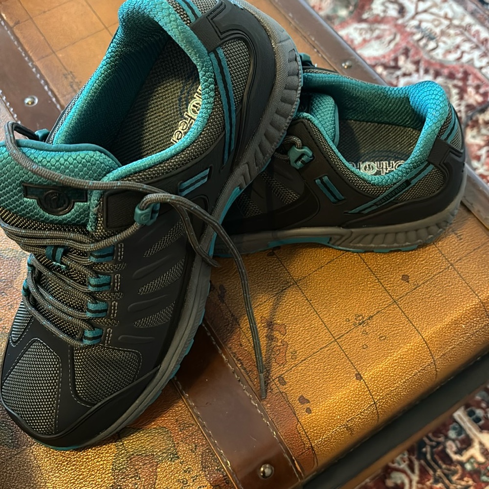 Orthofeet Alma size 8 wide